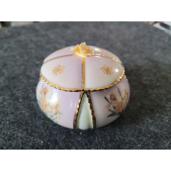 Ardleigh Elliott "Daffodils" N°A1084 Lena Liu's Music/trinket Box - Picture 1 of 6